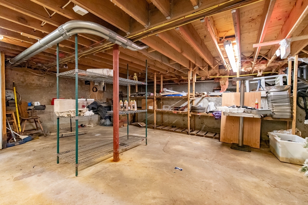 420 Social Property Photo 28