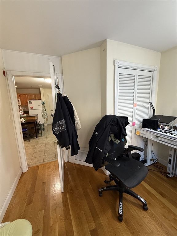 90 Westland Ave # 203 Property Photo 2