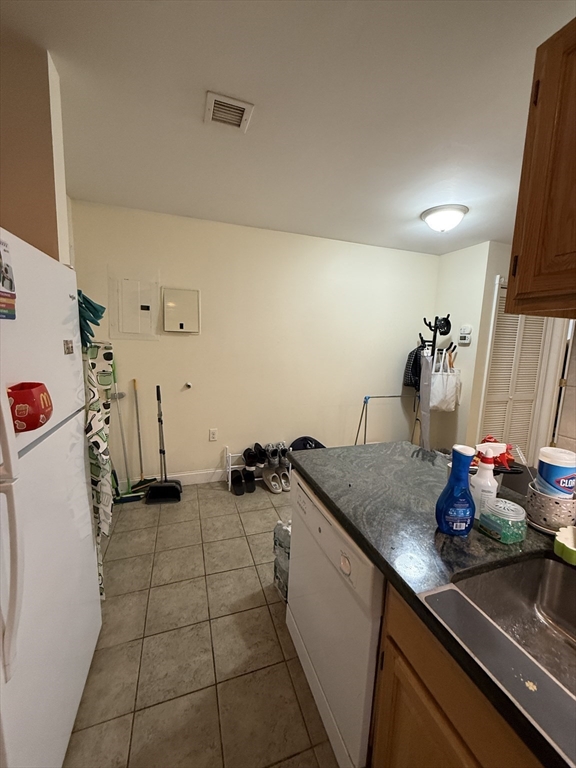 90 Westland Ave # 203 Property Photo 4