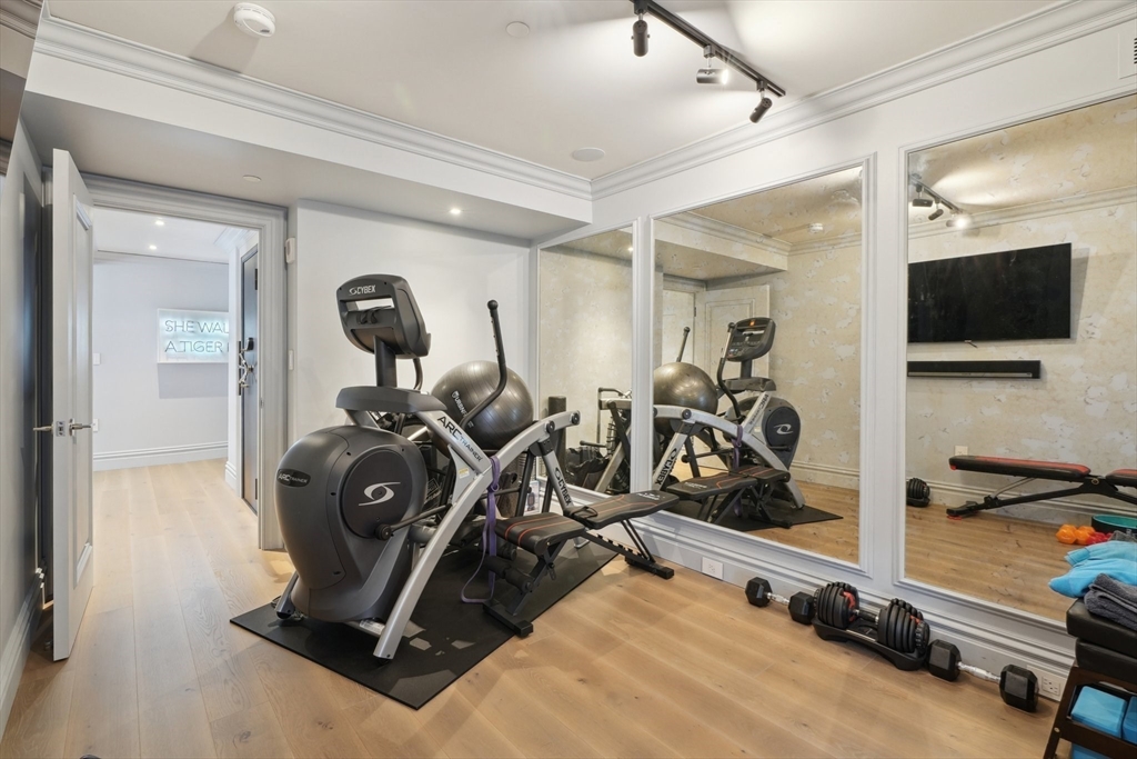 32 Derne St # 4c Property Photo 10