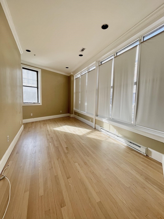 92 Central St Property Photo 3