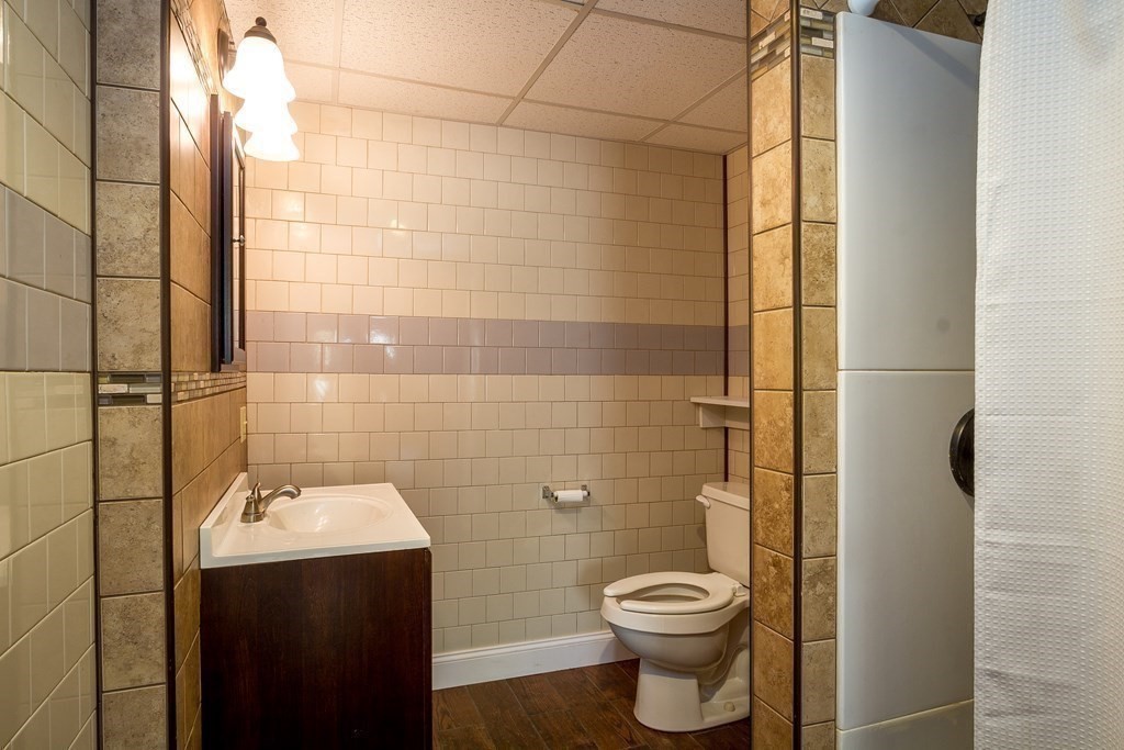 87 Winthrop St Property Photo 19