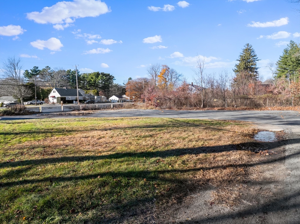3388a Acushnet Ave Property Photo 11