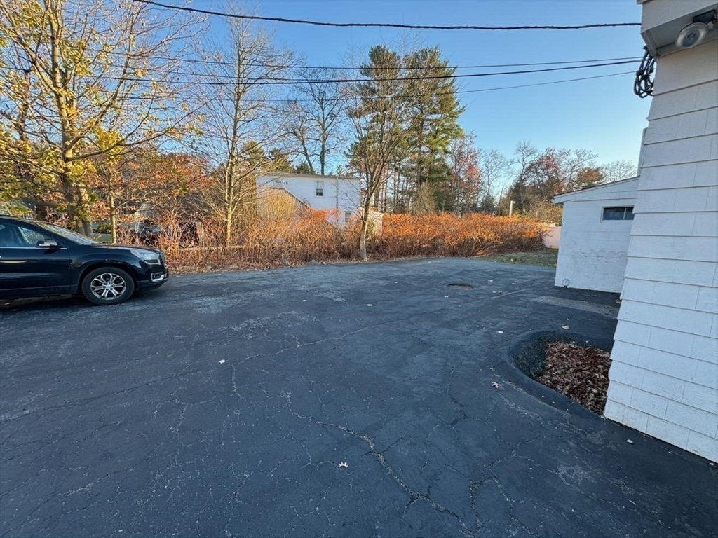 56 W. Main St Property Photo 3