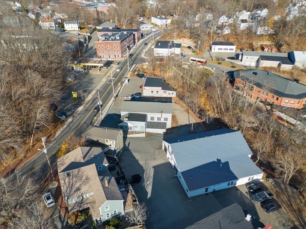 46 Elm St Property Photo 13