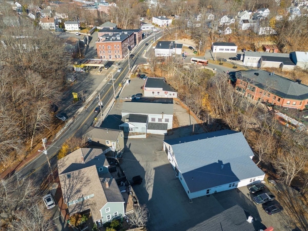 46 Elm St Property Photo 17