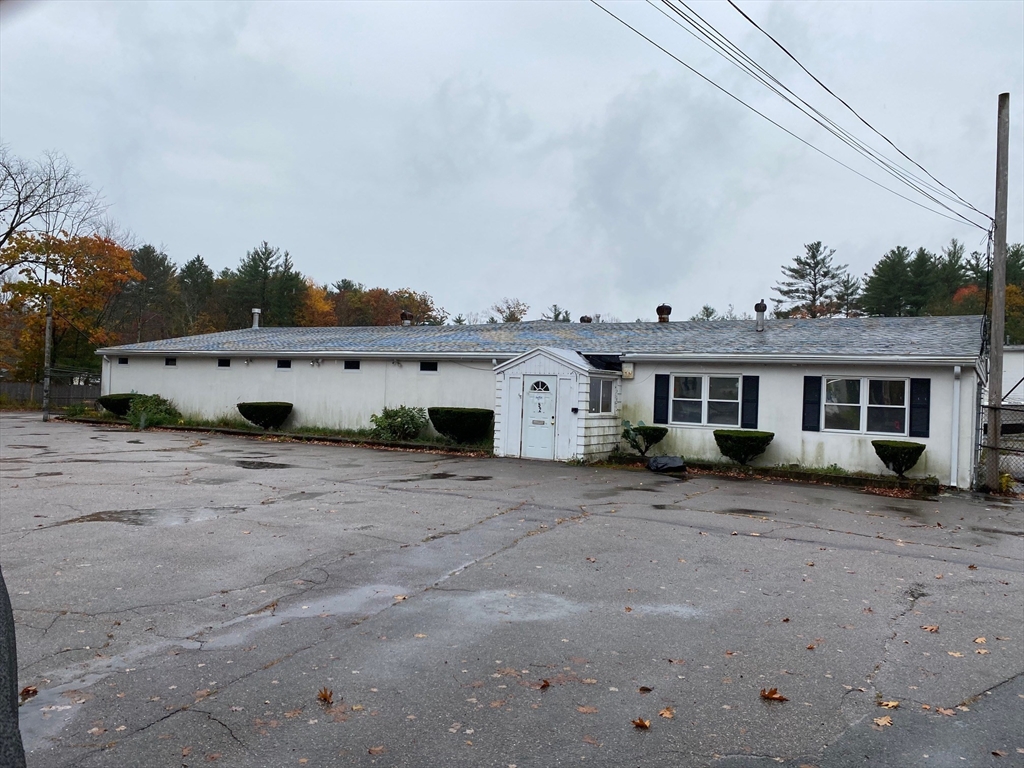 452 Randolph St Property Photo 1
