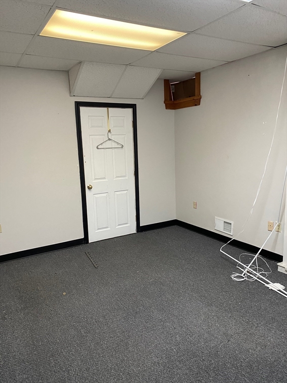 452 Randolph St Property Photo 10