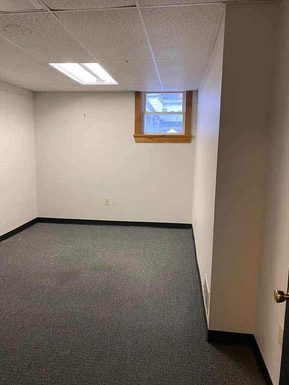 452 Randolph St Property Photo 12