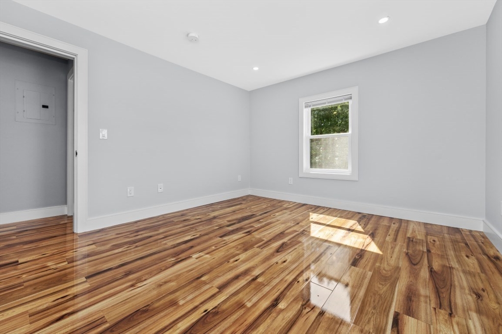 7 Yukon Avenue # 0 Property Photo 10