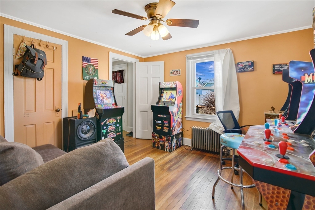 95 Leavitt Street Property Photo 12