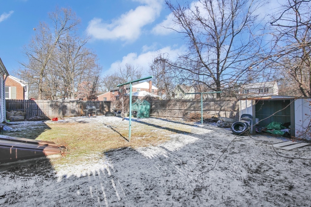 95 Leavitt Street Property Photo 21