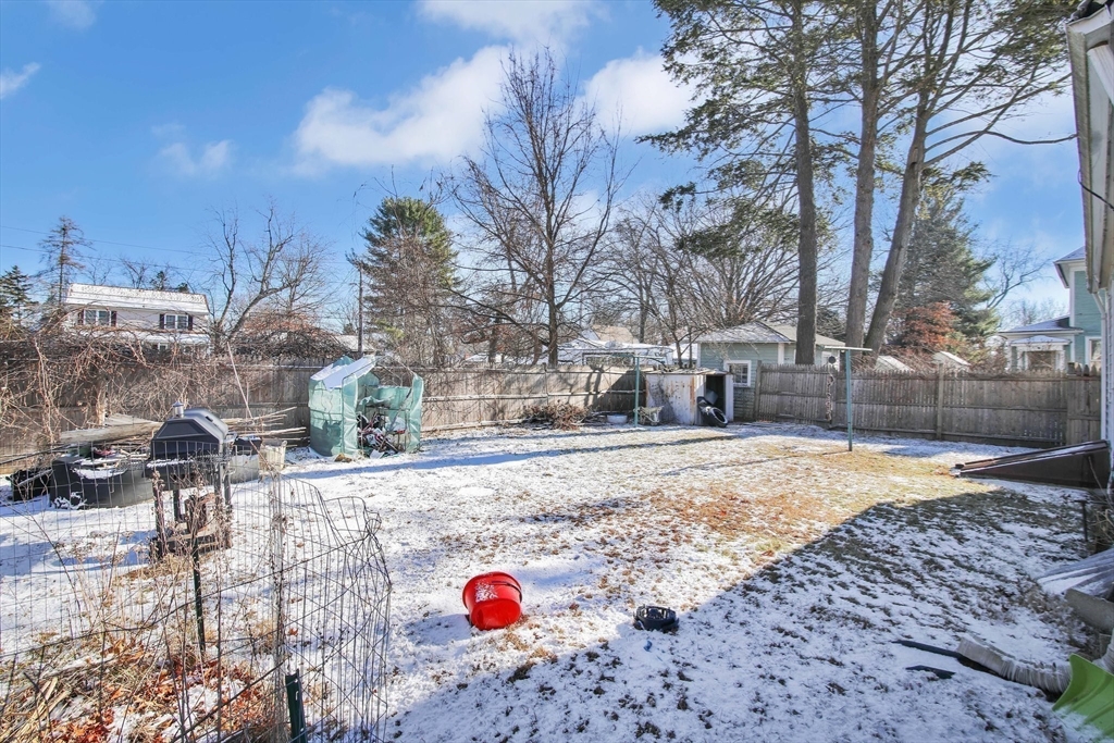 95 Leavitt Street Property Photo 22