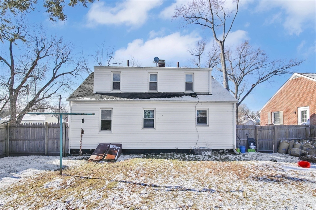 95 Leavitt Street Property Photo 23