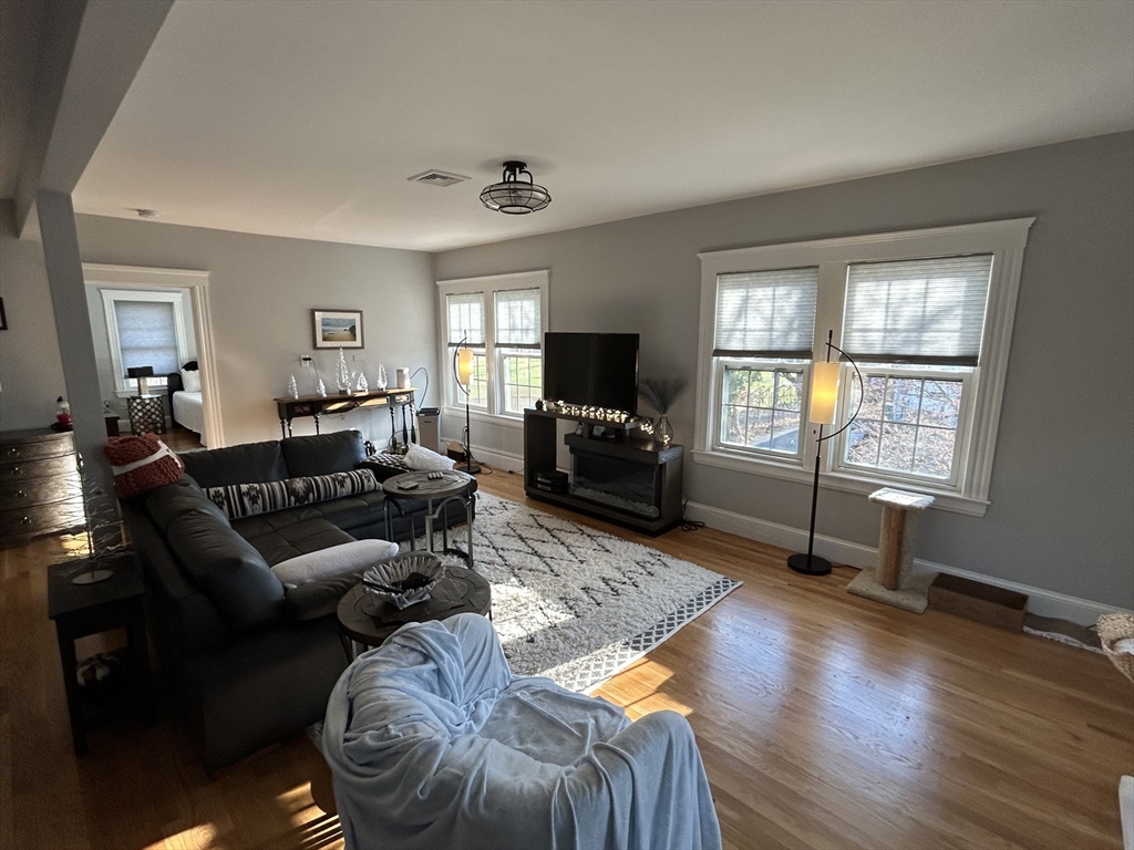 36 Saint George # 2 Property Photo 11