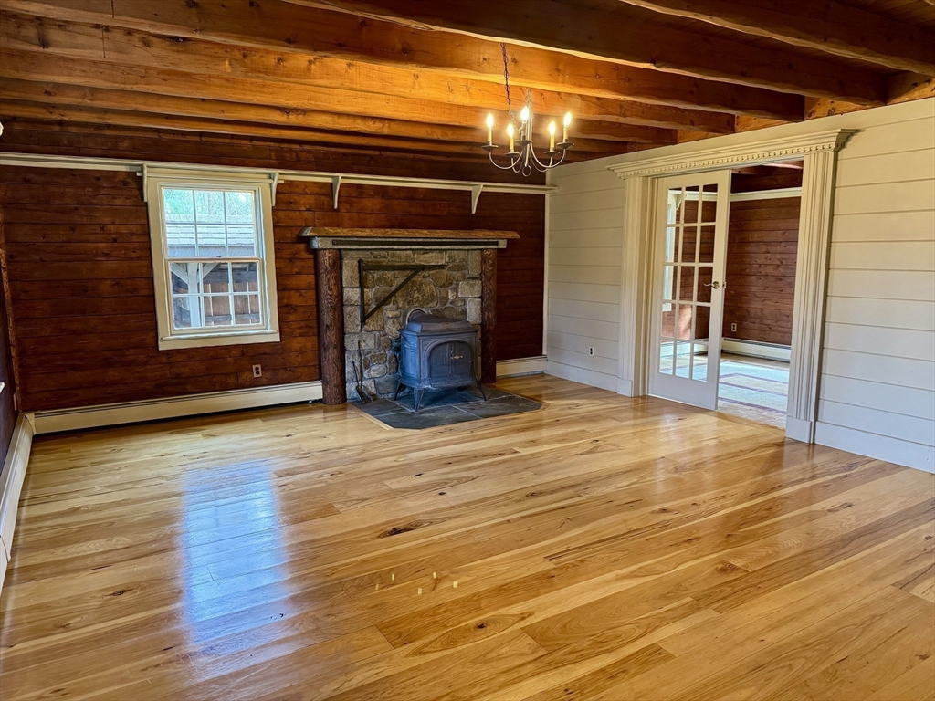 53 Hollow Property Photo 7
