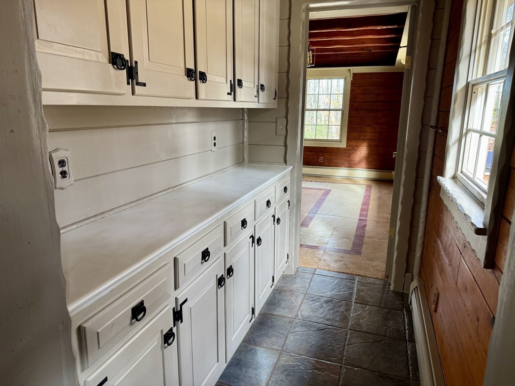 53 Hollow Property Photo 15
