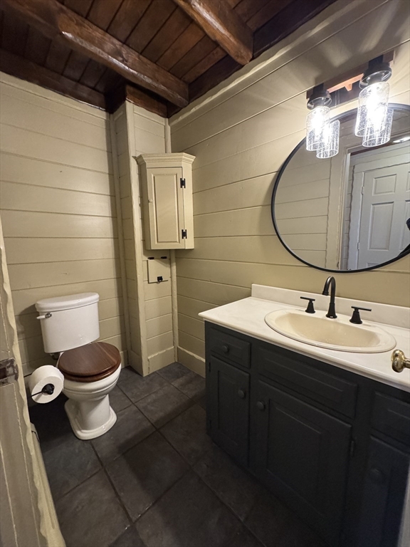 53 Hollow Property Photo 17