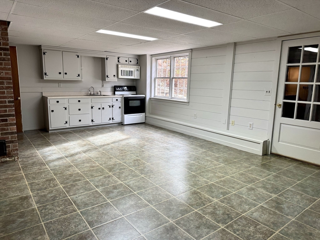 53 Hollow Property Photo 25