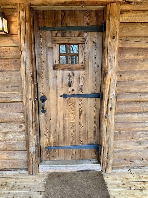 53 Hollow Property Photo 38