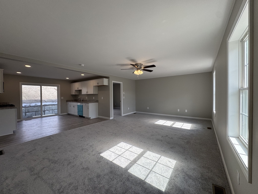 16a Pine Hill Way # A Property Photo 9
