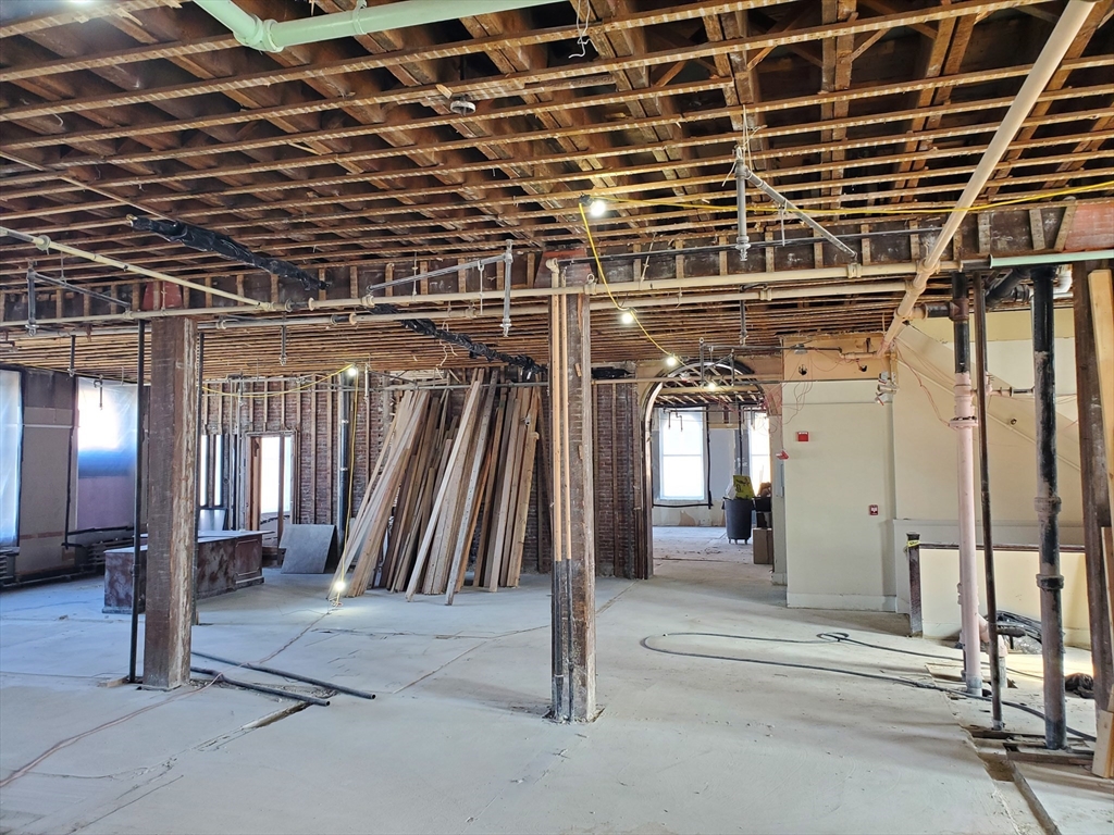 9 Central St # 604 Property Photo 3