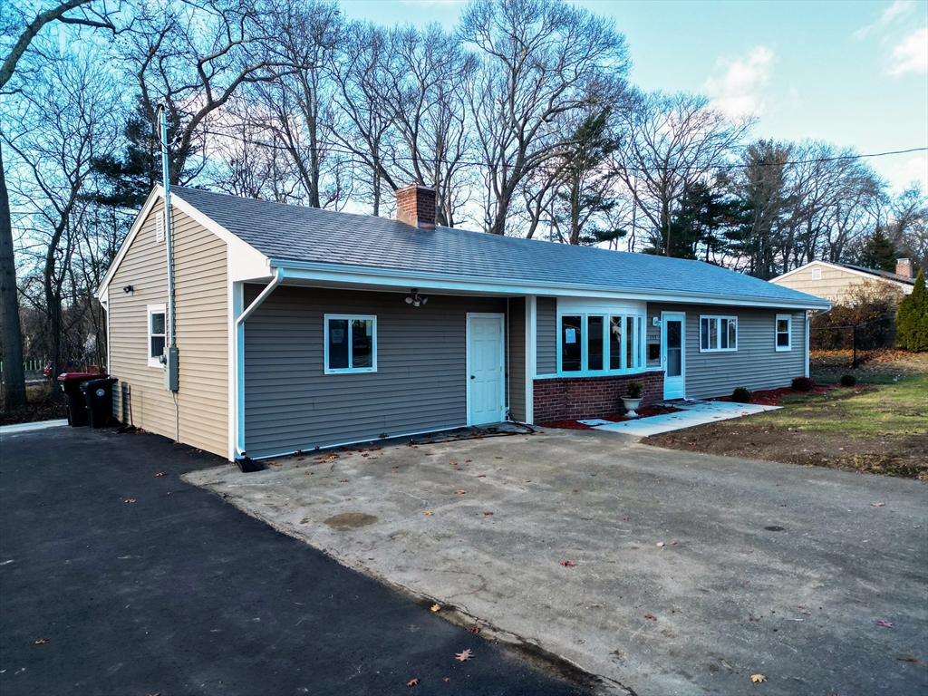 157 Rockland St Property Photo 2