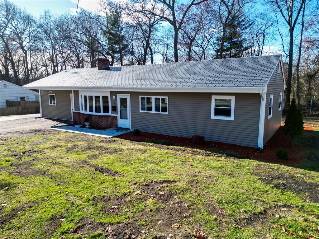 157 Rockland St Property Photo 3
