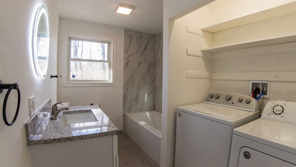 157 Rockland St Property Photo 9