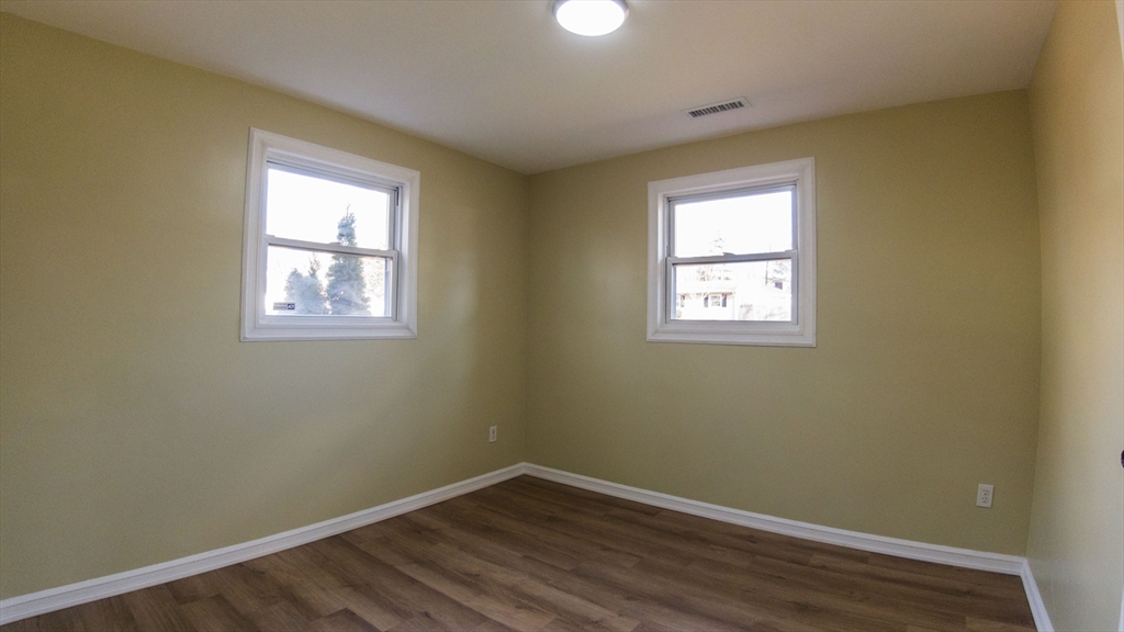 157 Rockland St Property Photo 13