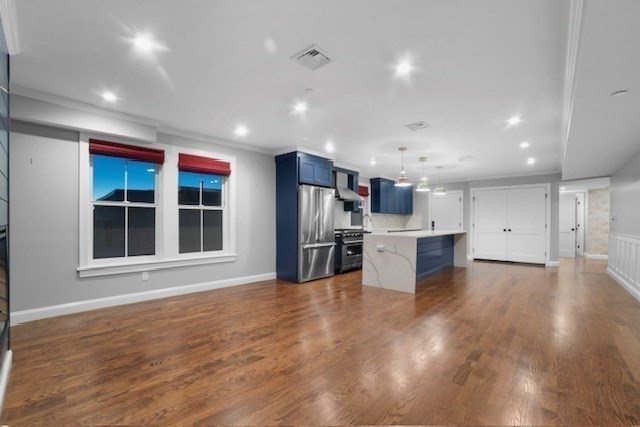 223 Saratoga Property Photo 4