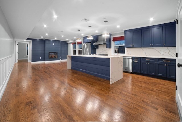 223 Saratoga Property Photo 6