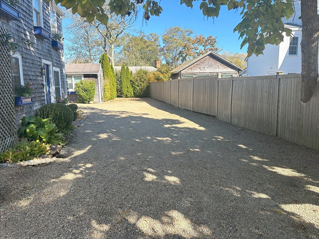 25 Simpson's Lane Property Photo 4