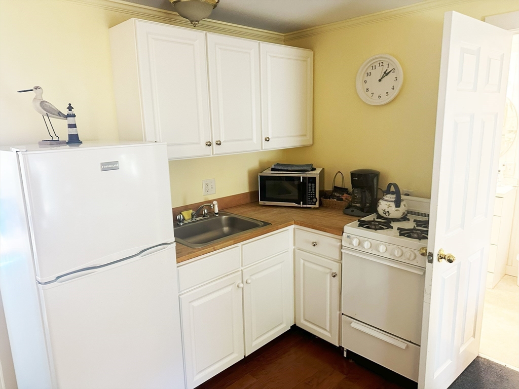 25 Simpson's Lane Property Photo 12