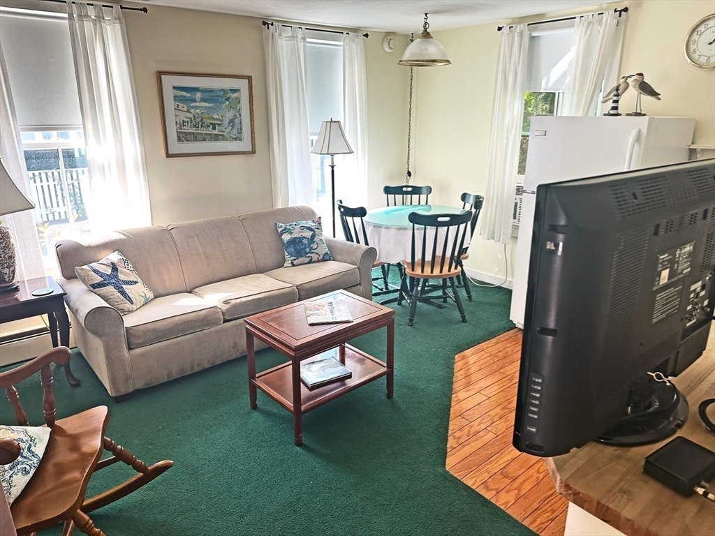 25 Simpson's Lane Property Photo 15