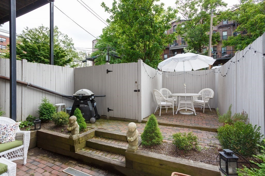 20 Braddock Park # A Property Photo 1