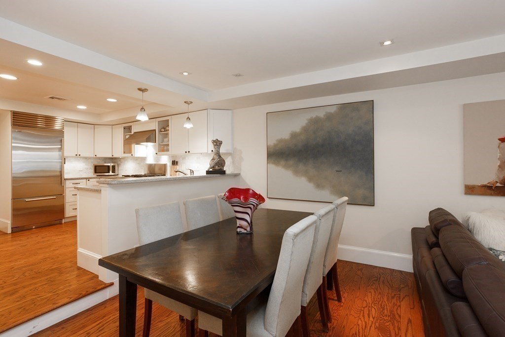 20 Braddock Park # A Property Photo 6