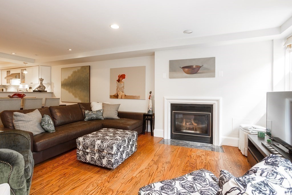 20 Braddock Park # A Property Photo 8