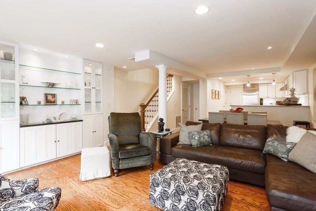20 Braddock Park # A Property Photo 9