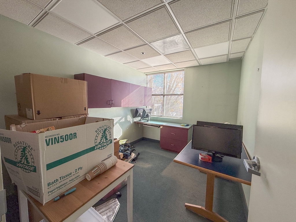 21 Broadway Property Photo 6