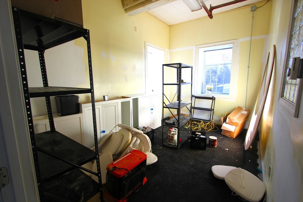 38 Maple St Property Photo 10