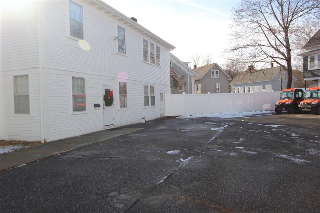8 Court St Property Photo 2