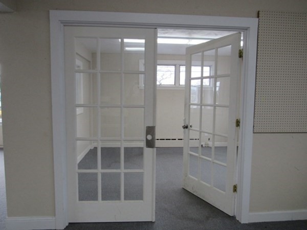 134 Main St Property Photo 10