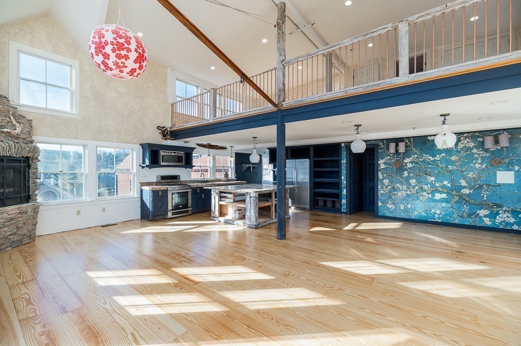 73 Rocky Neck Ave. Property Photo 16