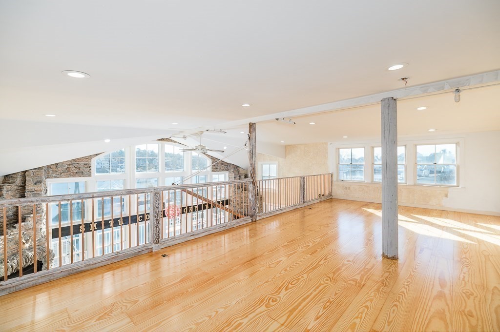 73 Rocky Neck Ave. Property Photo 23