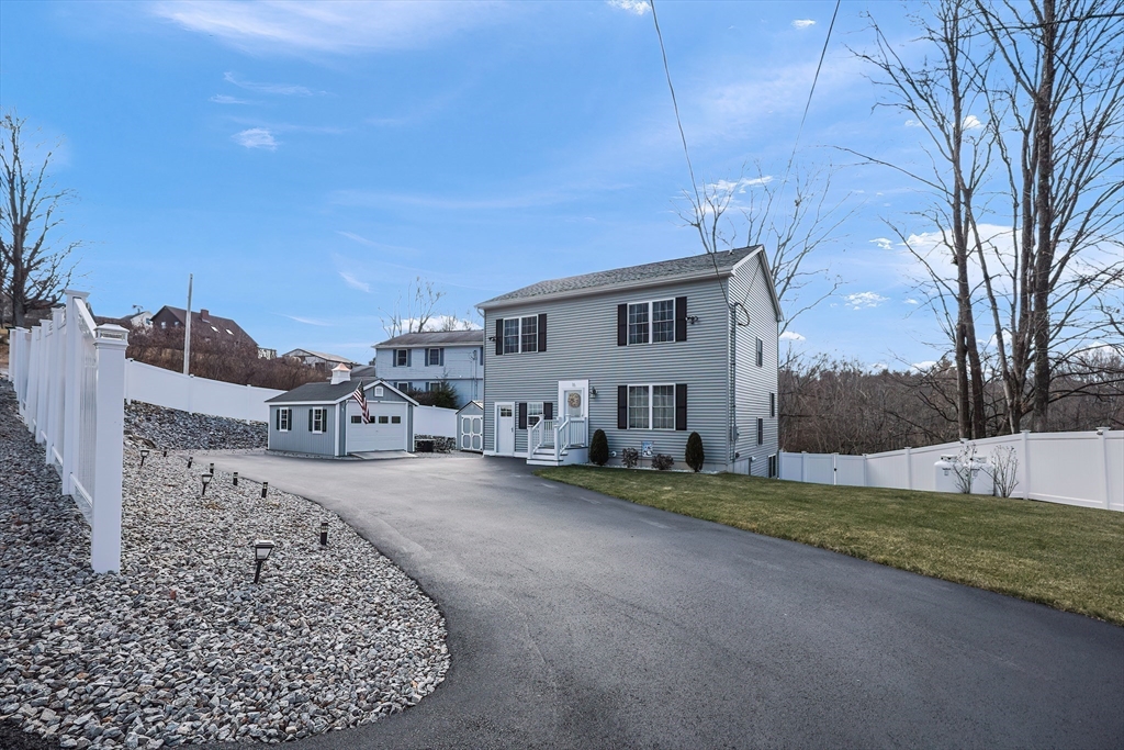 16 Fullam Hill Rd Property Photo