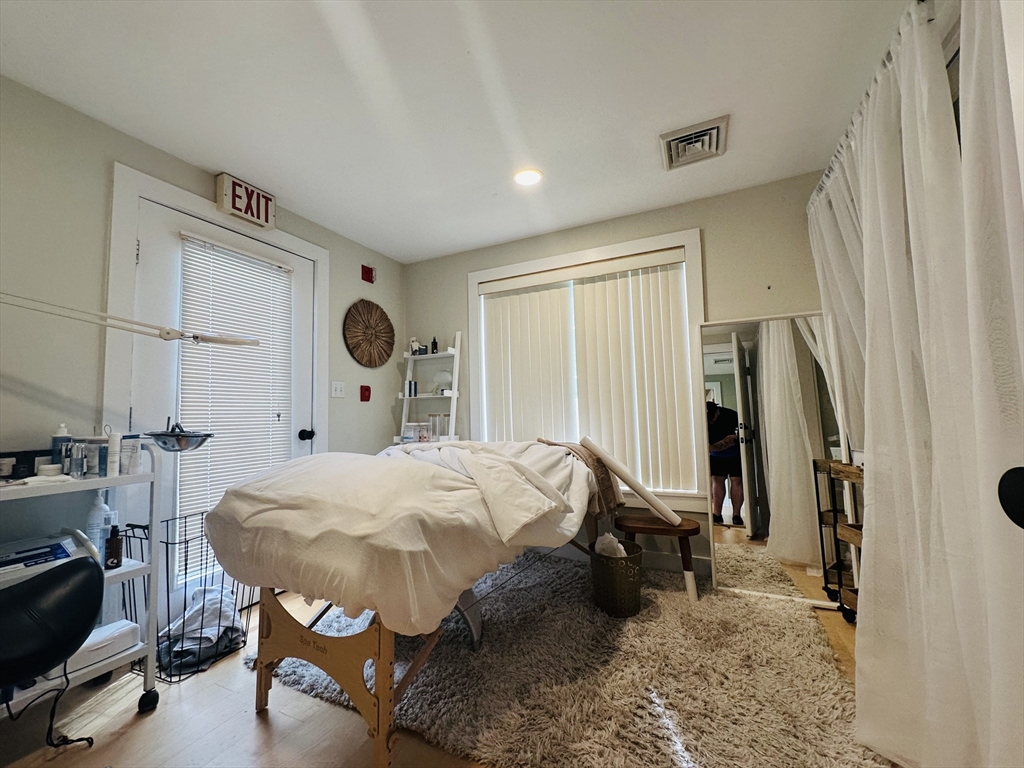 695 Wareham Street # A Property Photo 4