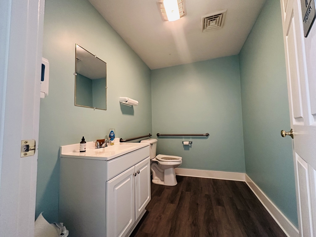 695 Wareham Street # A Property Photo 7
