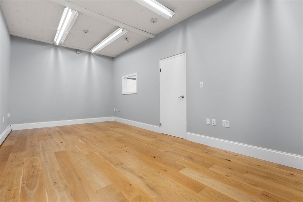 11 Adams St Property Photo 3