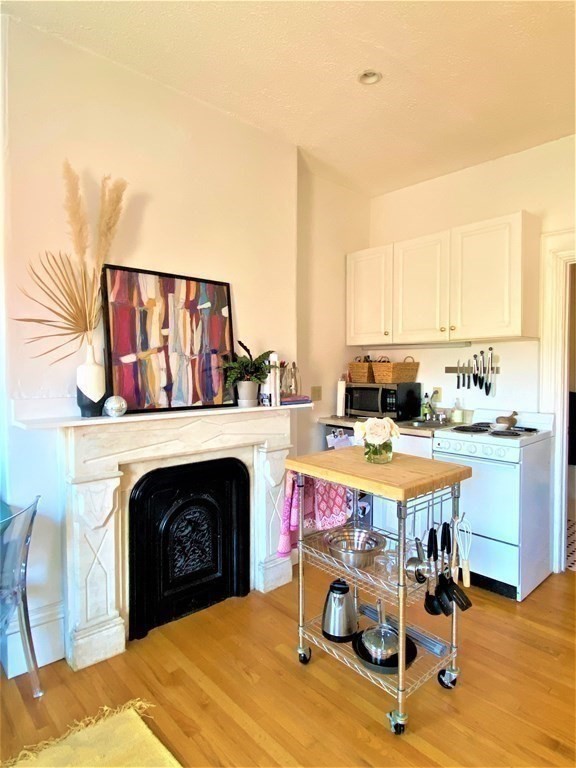 556 Columbus Avenue # 11b Property Photo 3